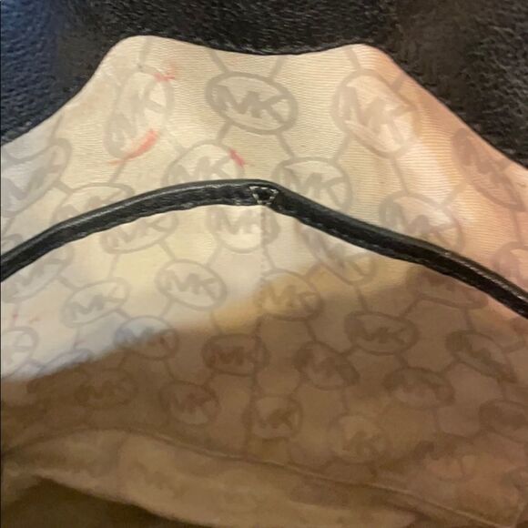 Michael Kors purse (3500) - Picture 9 of 9